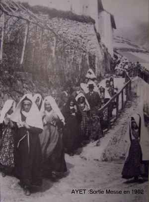 Ayet bethmale sortie eglise 1902
